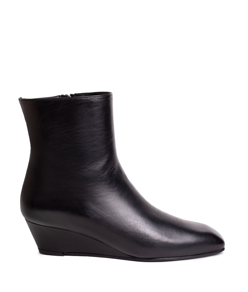 AMANDA CALF LEATHER IN BLACK