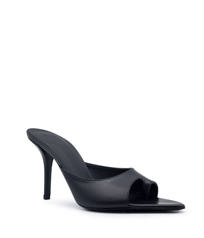 AMG CALF LEATHER IN BLACK