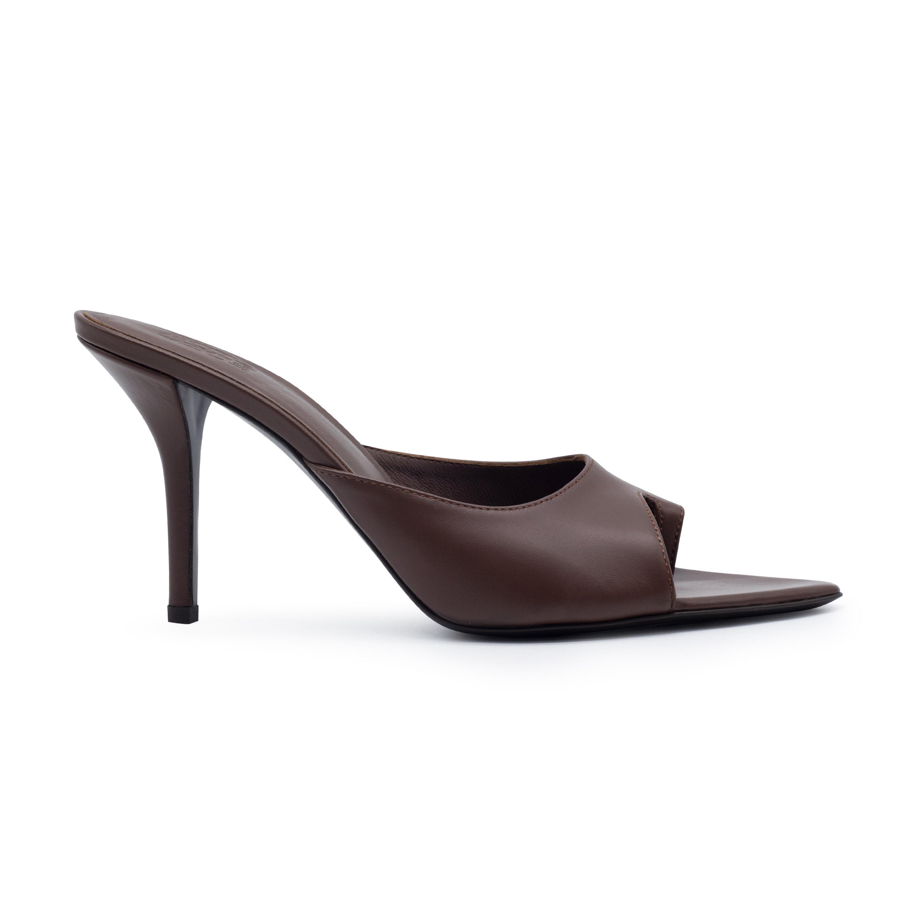AMG CALF LEATHER IN CHOCOLATE