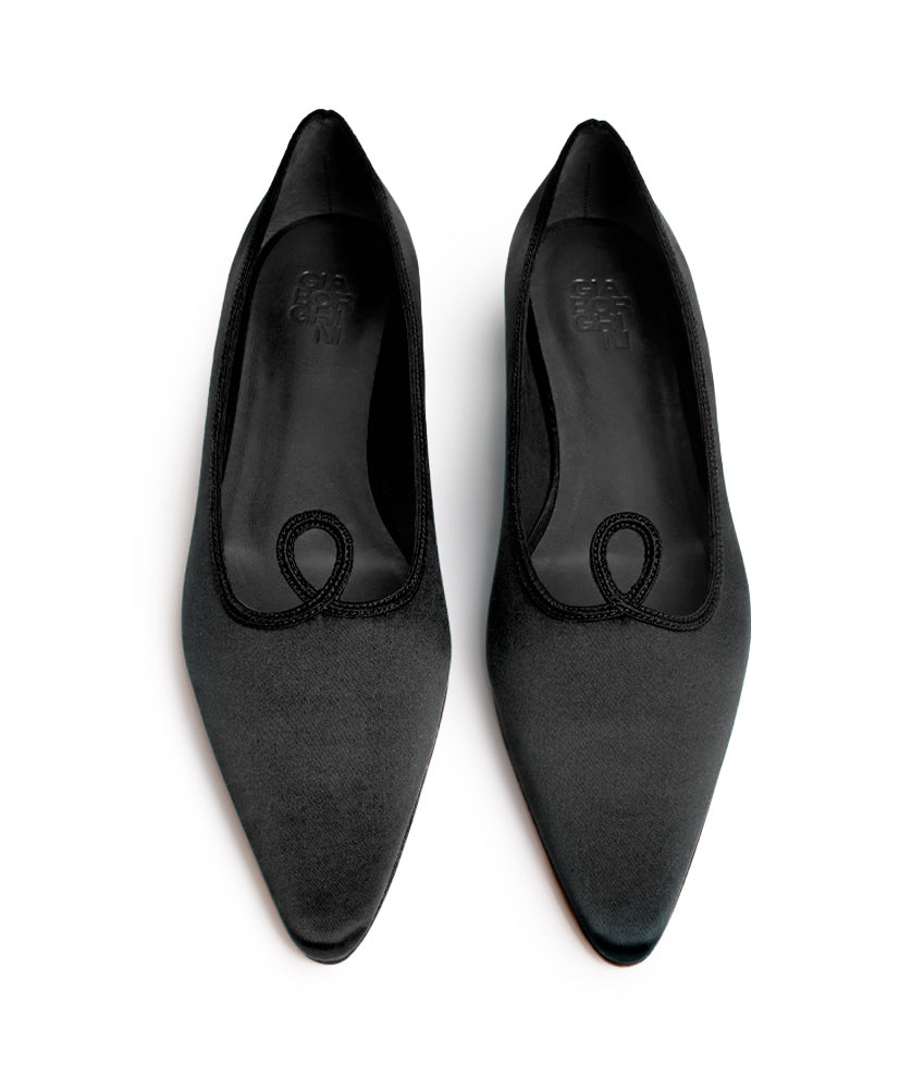 AUDREY SATIN IN BLACK