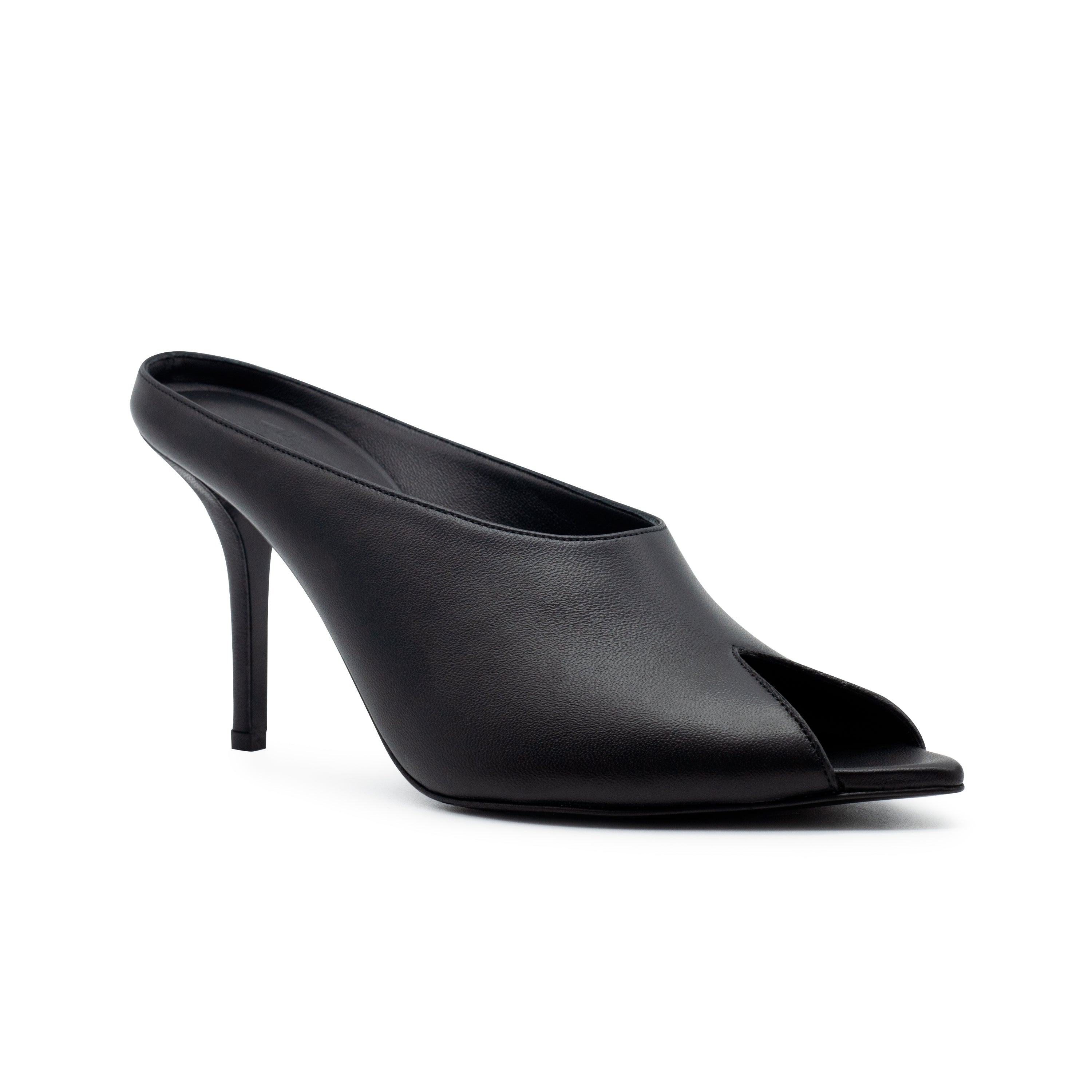 GIA X THE GARMENT - ELLA BLACK IN LEATHER