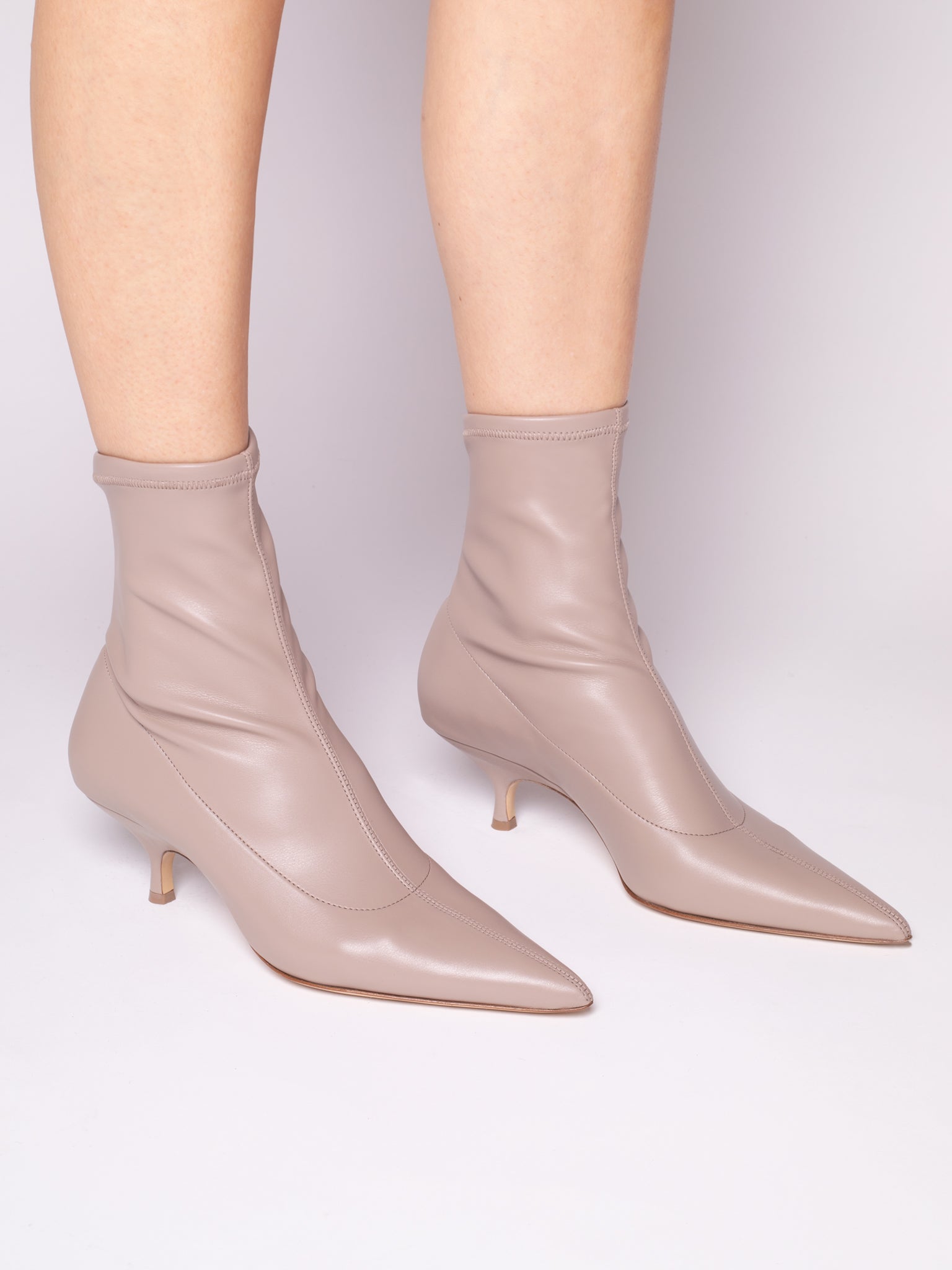 MIA SYNTHETIC LEATHER STRETCH IN TAUPE