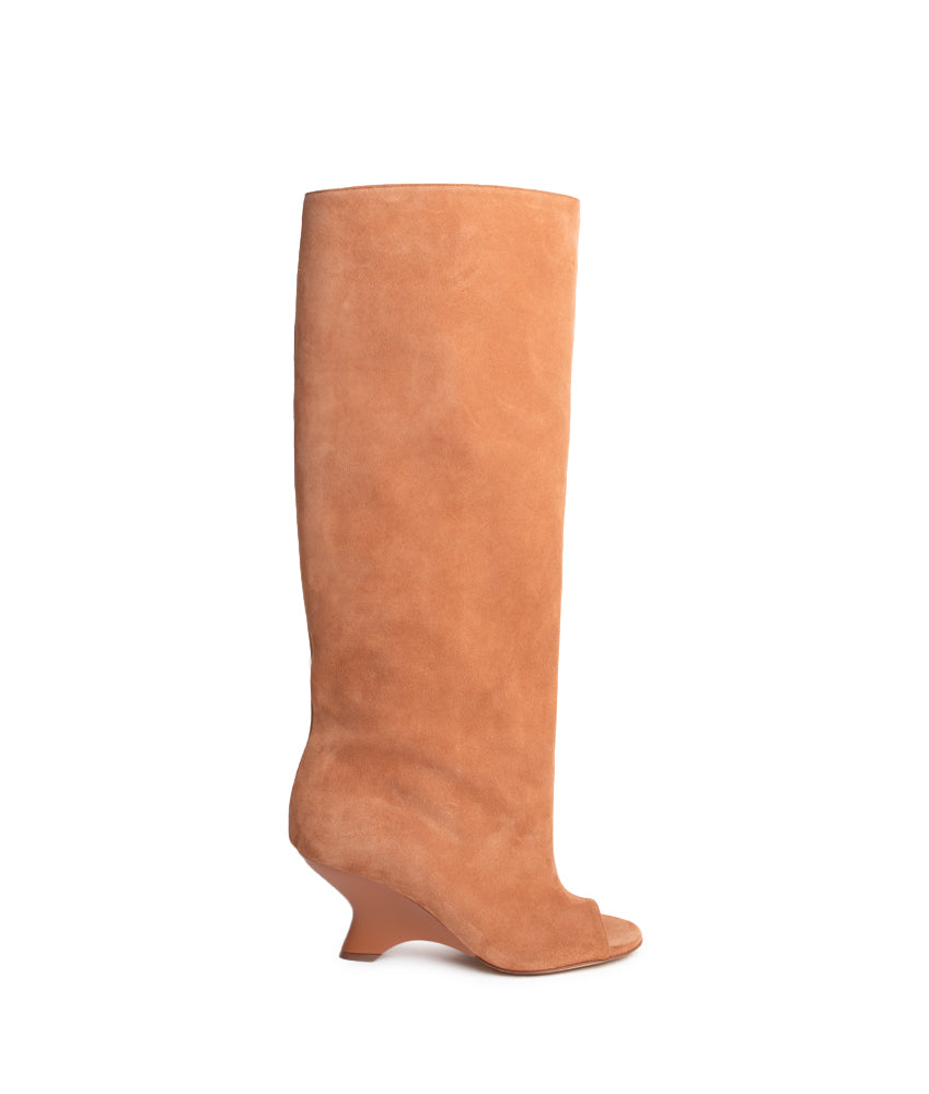 NINETTE SUEDE IN CARAMEL