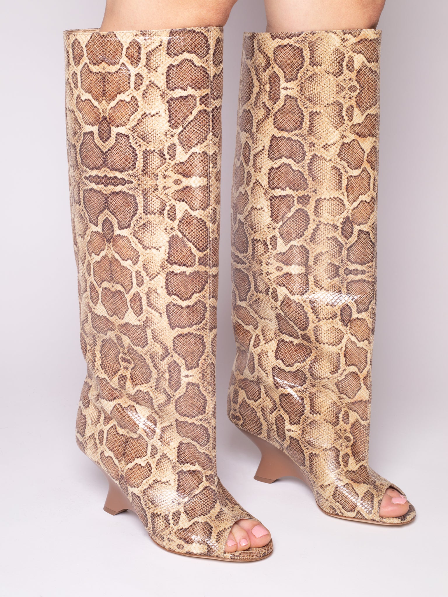 NINETTE SYNTHETIC IN PYTHON