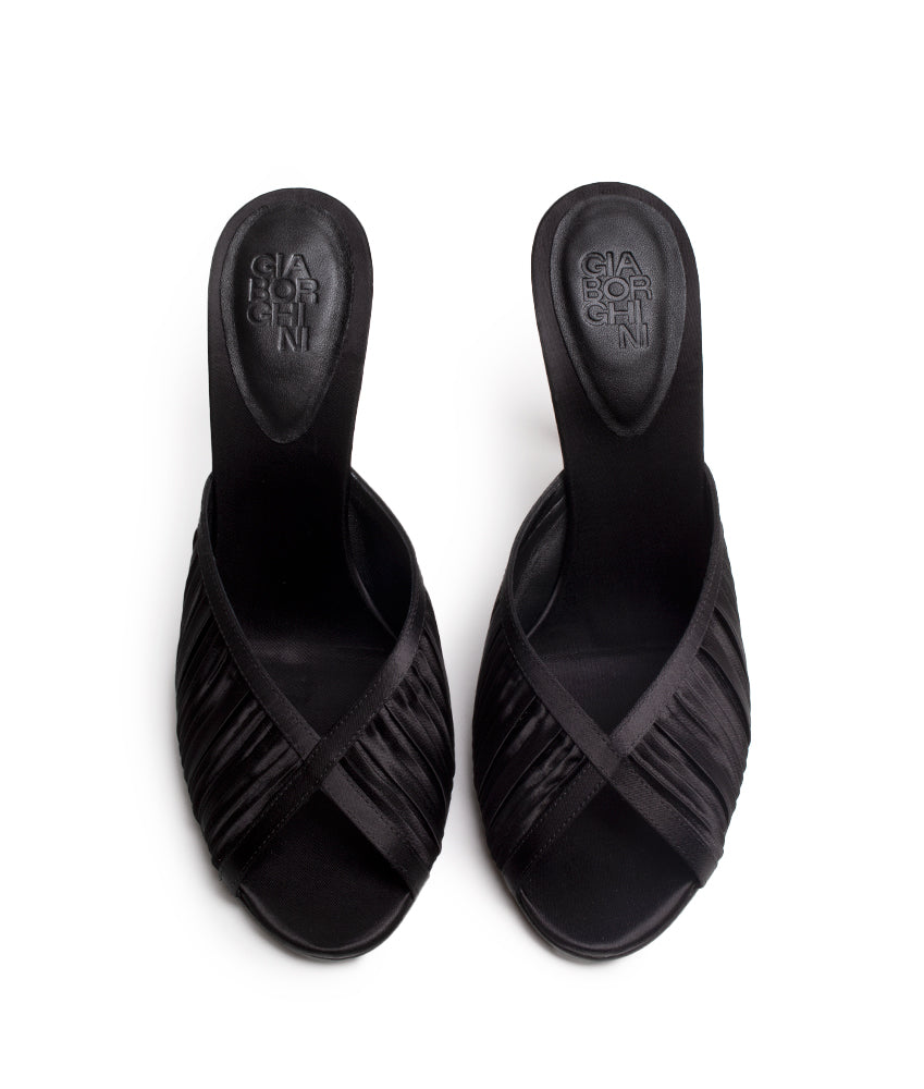 NOEMIE SATIN IN BLACK
