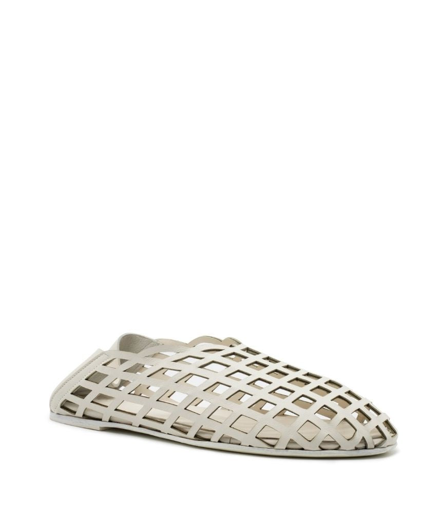 PEEK-A-BOO BALLERINA NAPPA IN OFF WHITE