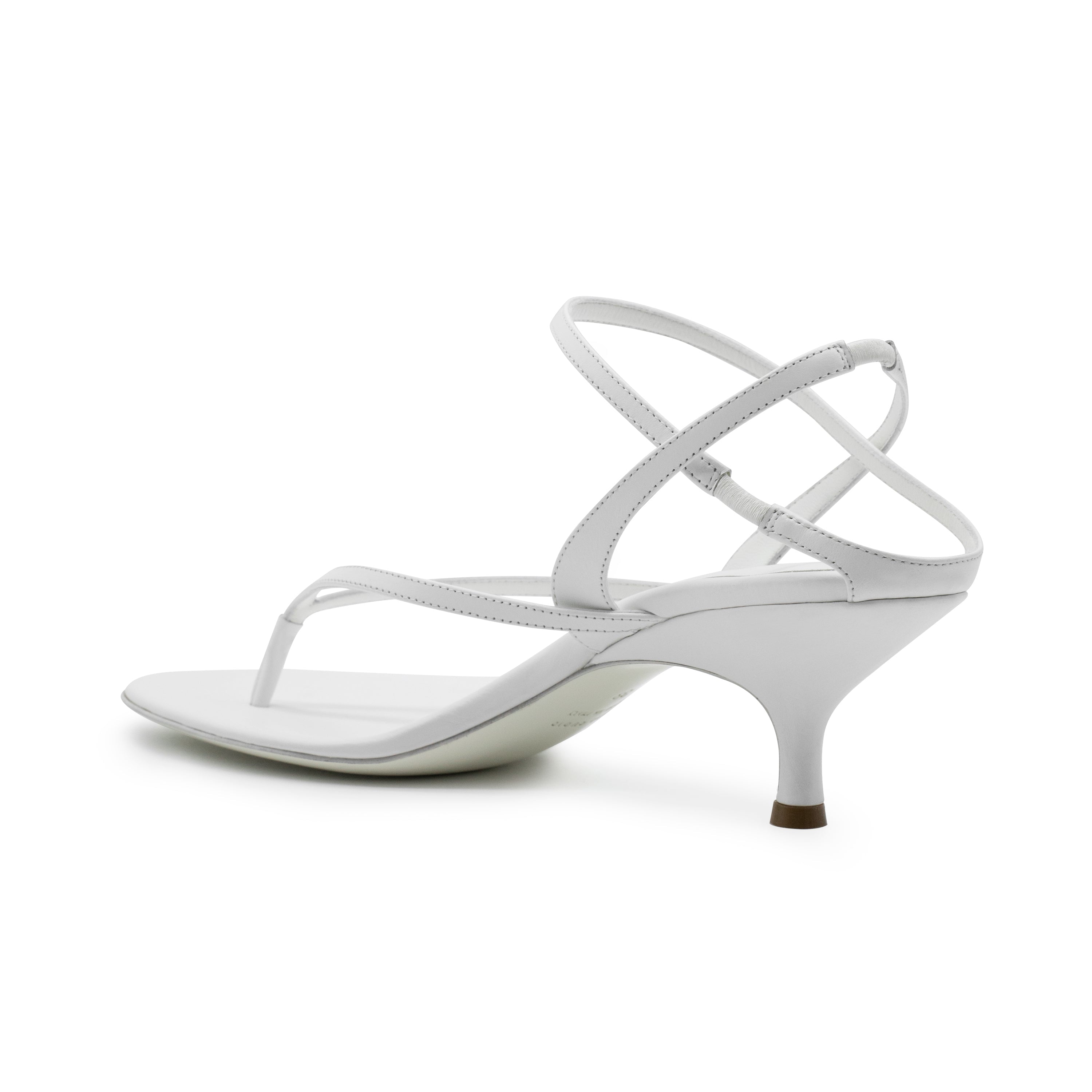 THE THONG OPTIC WHITE IN LEATHER