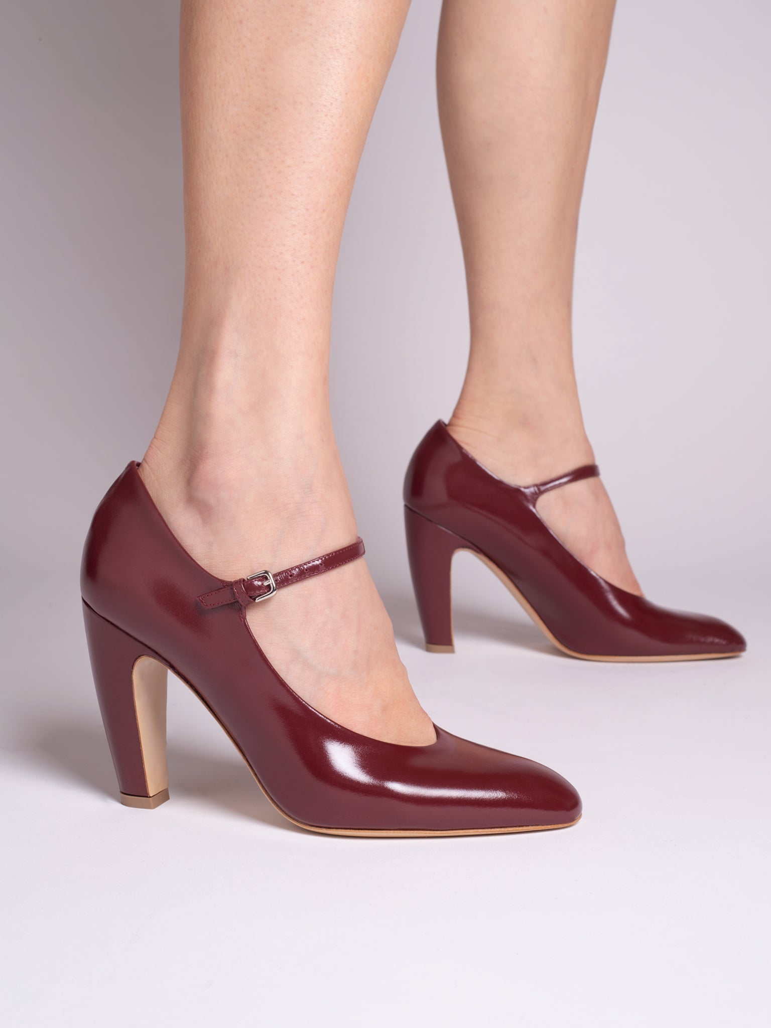 AGNES SHINY CALF LEATHER IN BORDEAUX