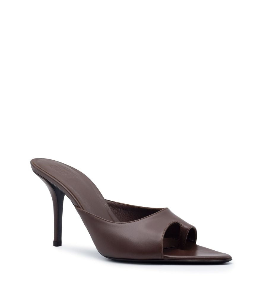 AMG CALF LEATHER IN CHOCOLATE