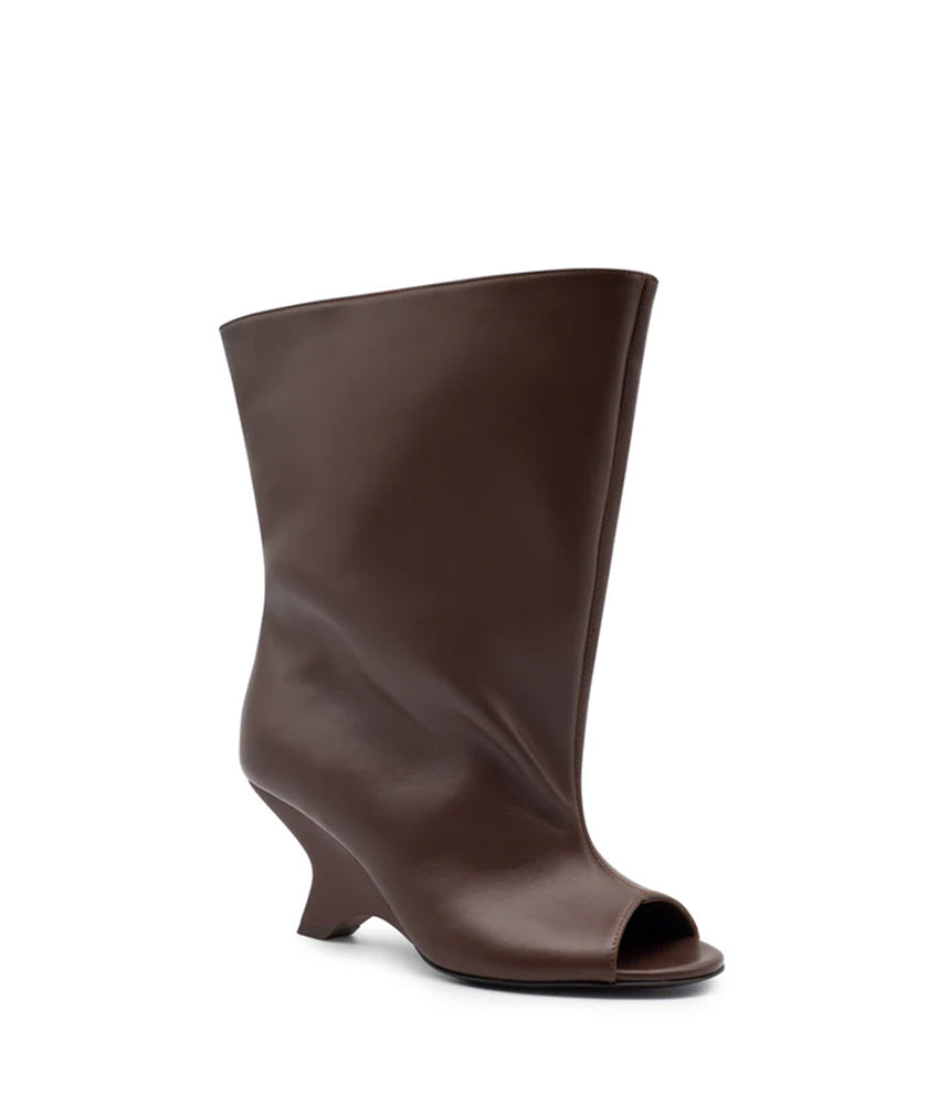 GIA CALF LEATHER IN CHOCOLATE
