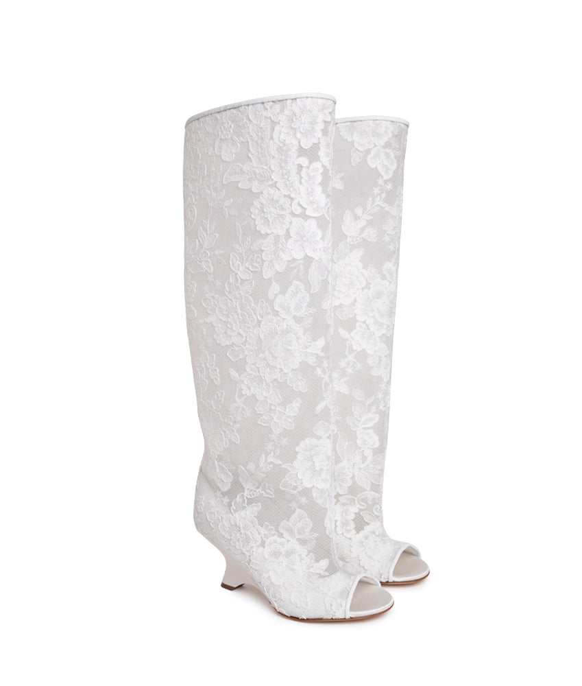 NINETTE LACE IN WHITE