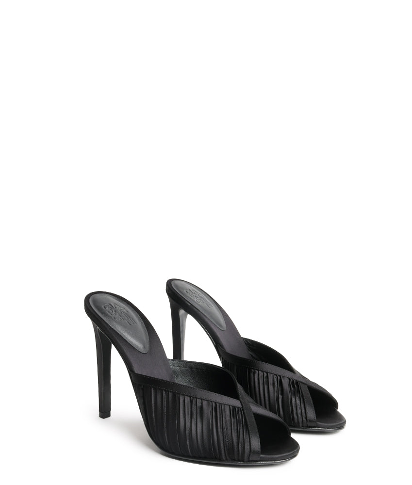 NOEMIE SATIN IN BLACK