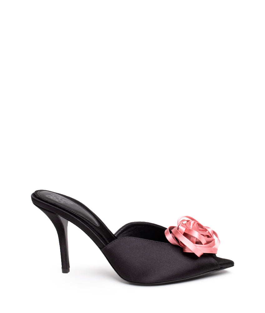 ROMI FLOWER SATIN IN BLACK / PINK